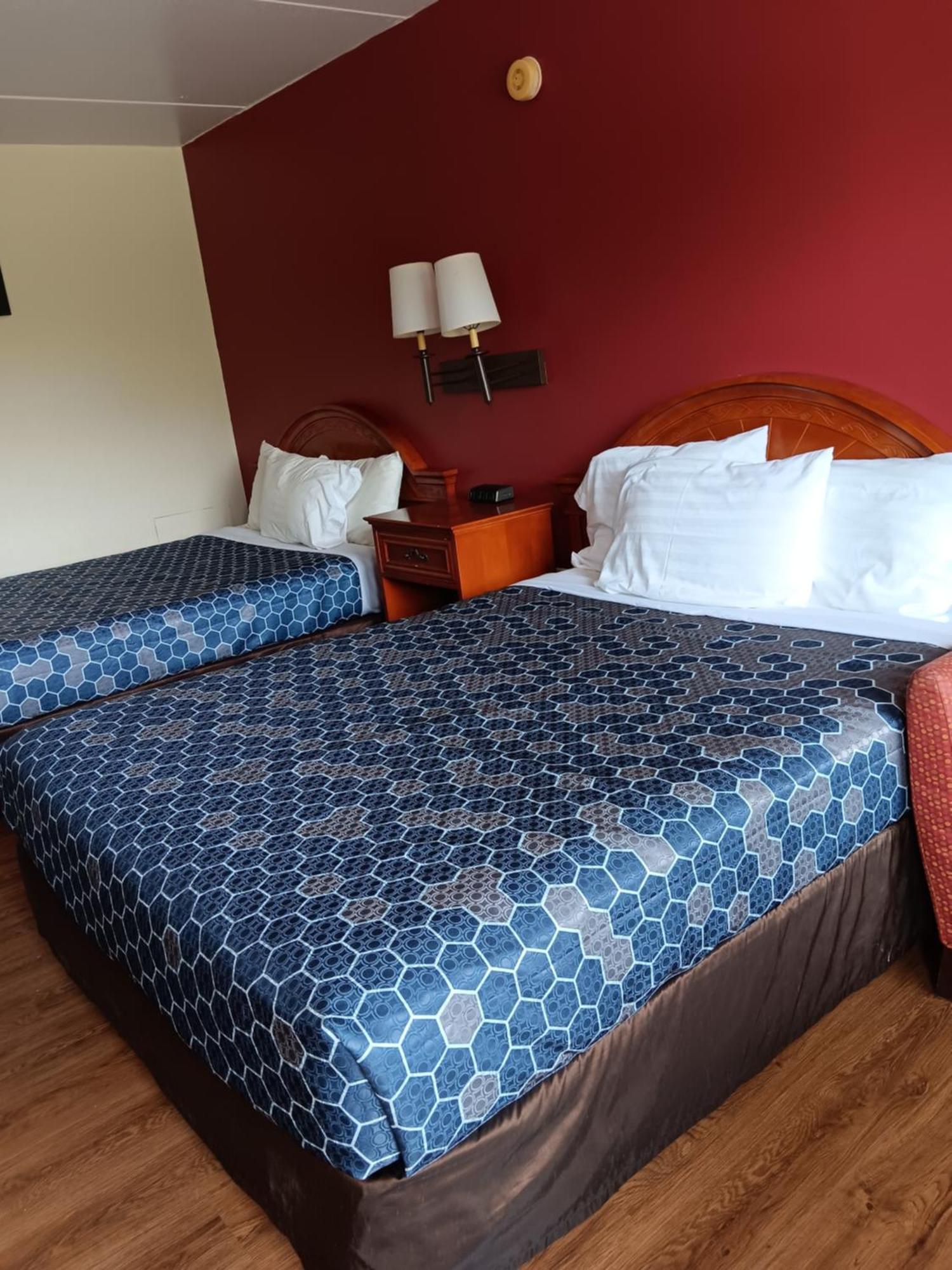 King's 3* Reading